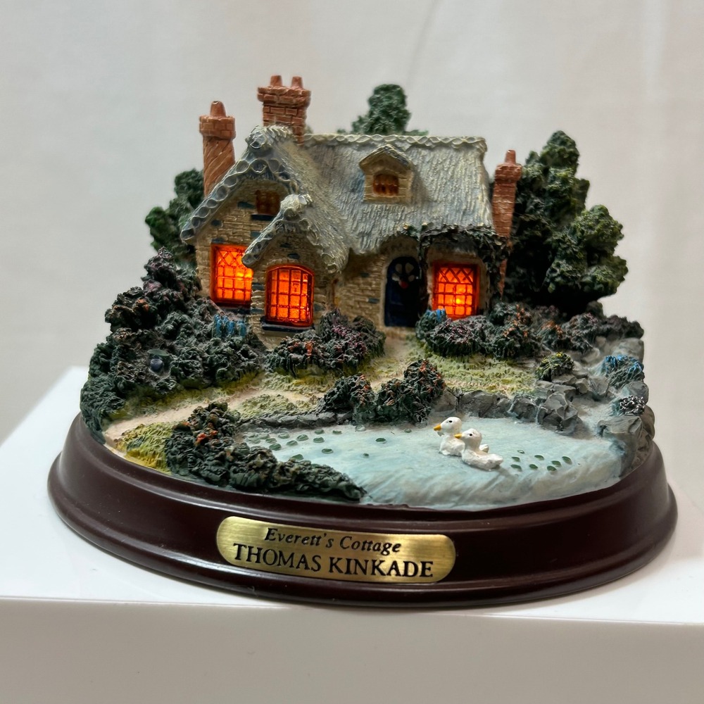 Thomas Kinkade Everett's Cottage Miniature Light Up Sculpture Village Scene - Picture 7 of 7